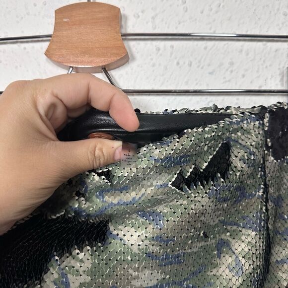 NWT FP One Free People Skinny Sequin Allover Army Camo Print Mini Skirt size 6 - Picture 9 of 11